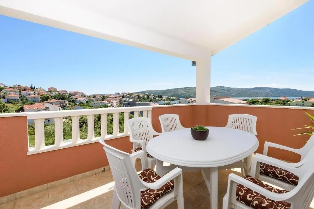 Apartment In Seget Vranjica With Sea View, Terrace, Air Conditioning, Wifi 5142-4 Croazia
